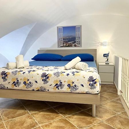 נאפולי Oikos Guest House מראה חיצוני תמונה