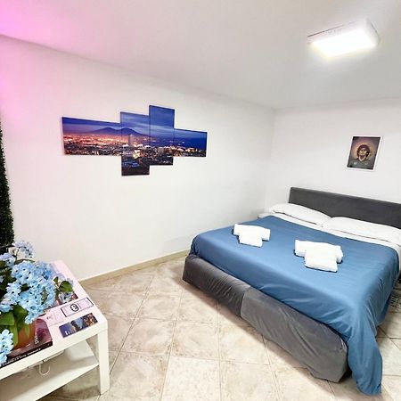 נאפולי Oikos Guest House מראה חיצוני תמונה