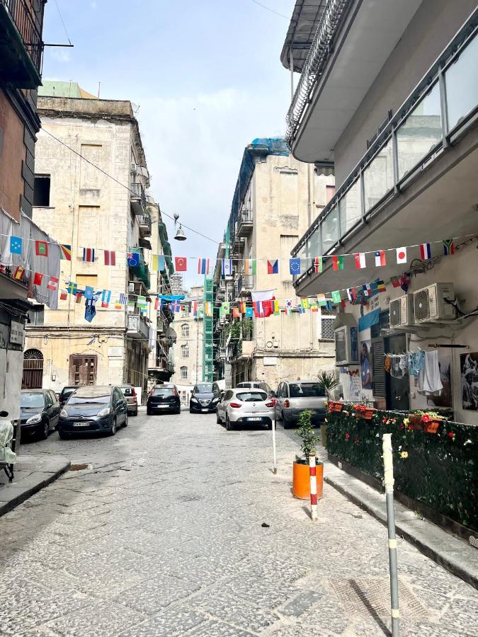 נאפולי Oikos Guest House מראה חיצוני תמונה